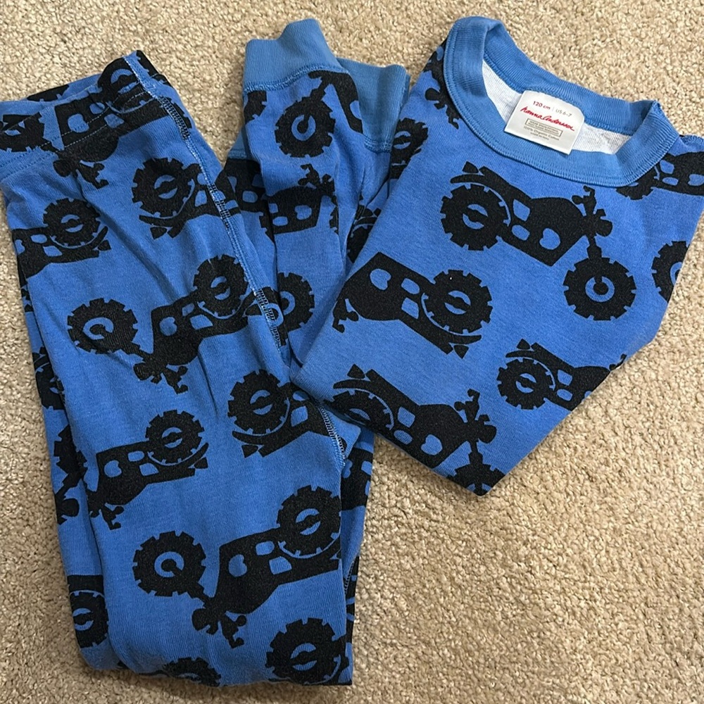 hanna andersson motorcycle pjs, size 6-7